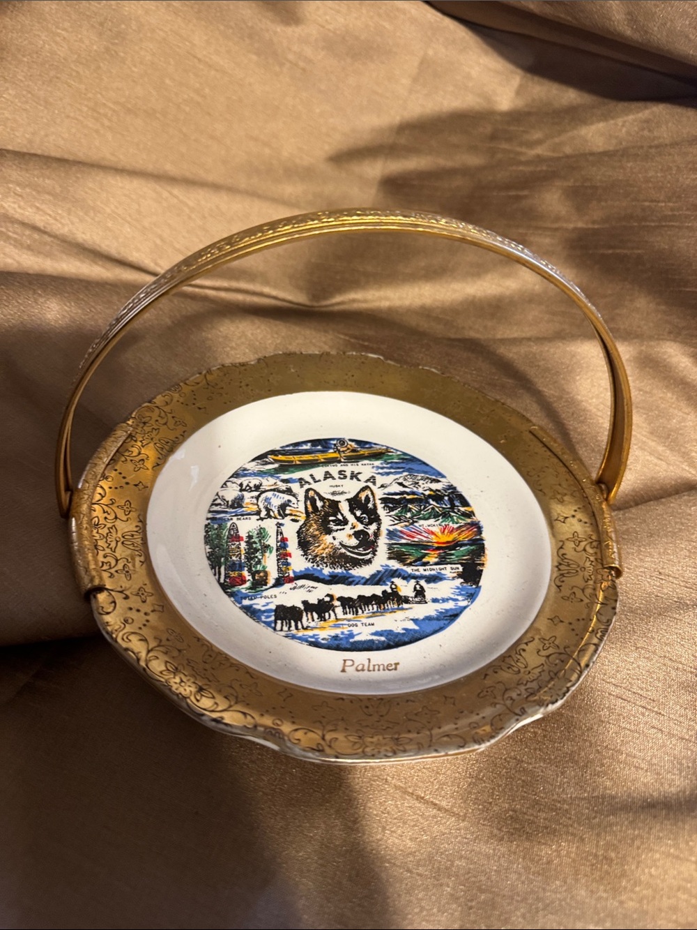 Crest Gold-Trimmed Alaska Scenic Porcelain Dish